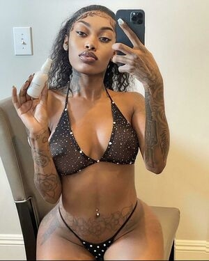 asian-doll leaked only fans photo 19